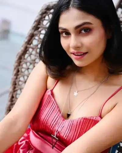 Call Girls Service in Bahoriband